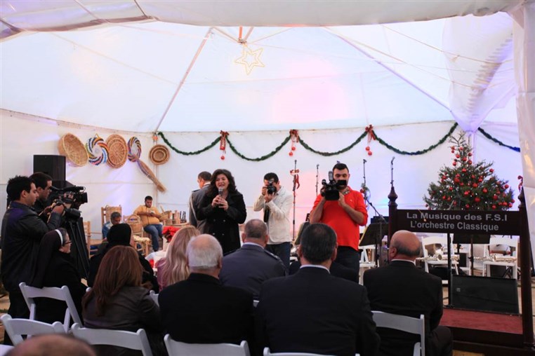 Arnaoon Christmas Village